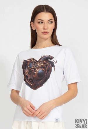 Футболка Футболка Kivviwear 4026/102 белый 
Состав: Хлопок-92%; Эластан-8%;
Сезон: Весна
Рост: 170

Джемпер свободного кроя. Удлиненный рукав, с подворотом. Принт методом термопереноса, цифровая печа
