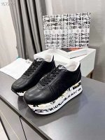 Кроссовки