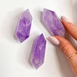 Кристалл двухконечный из Аметиста