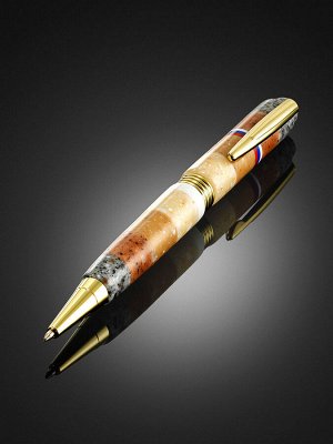 Подарочная ручка из кориана с российским триколором