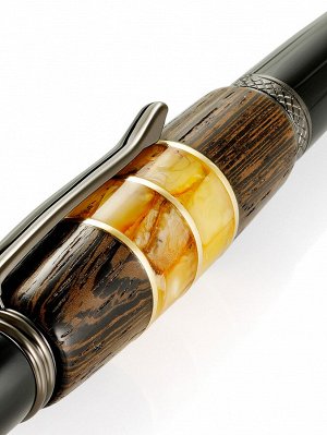 Подарочная ручка из натуральной древесины и янтаря