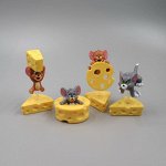 Набор фигурок из мультфильмов Том и Джерри (4 видов)