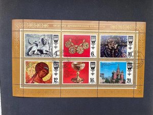 Шедевры древнерусской культуры блок-марка
