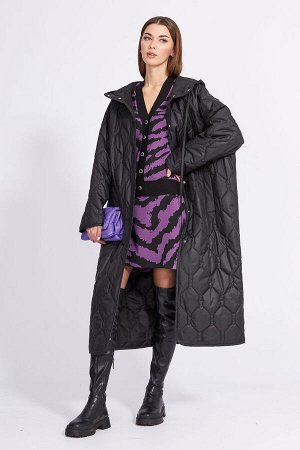 Пальто Рост: 170 Состав ткани: Пальто: ПЭ-100%; Подкладка: ПЭ-100%; Пальто выполнено из плащевой ткани, простеганной с синтепоном. Пальто прямого силуэта, длиной ниже линии колена. Спереди застежка на