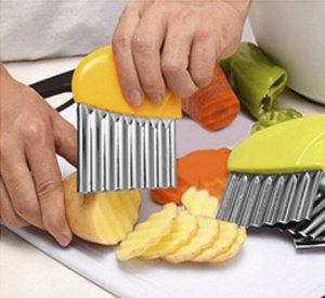 Нож для фигурной нарезки овощей МИКС