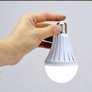 --    Лампа LED SmartBulb 12W, аккум, аварийная