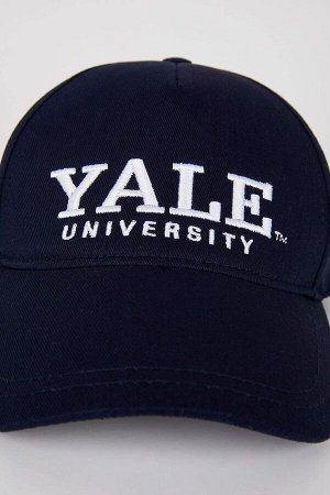 Женская кепка Йельского университета