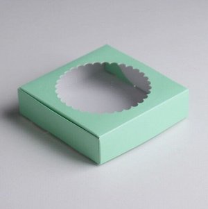 Коробка сборная с окном 11,5 х 11,5 х 3 см цвет зеленый