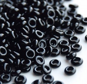 Toho Demi Round 11/0 цвет 0049 Black