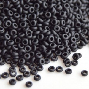 Toho Demi Round 11/0 цвет 0049F Black matted