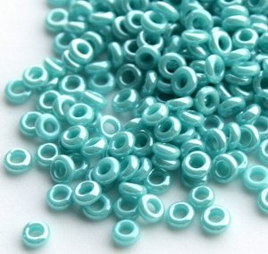 Toho Demi Round 8/0 цвет 0132 Opaque Lustered Turquoise