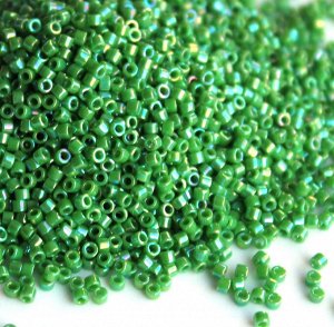 Бисер цилиндрический Миюки делика DB-0163 Opaque Green AB