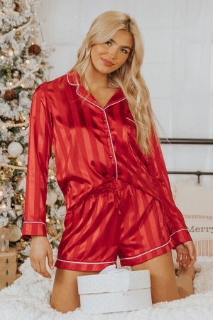 Красная атласная пижама в полоску