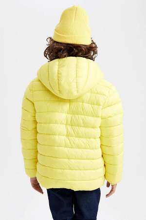 Водоотталкивающее пальто с капюшоном для мальчиков