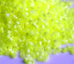 Бисер цилиндрический Миюки делика DB-1857 Silk Inside Dyed Lime Aid