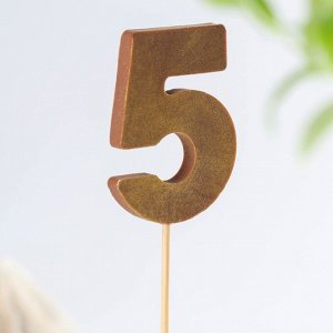Шоколадная цифра «5» на палочке