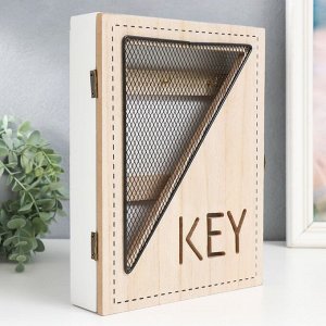 Ключница настенная «Сетка-треугольник», дерево, 6 крючков, 19.5?5?26 см