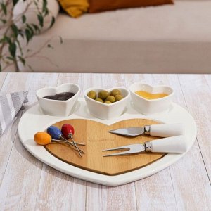Блюдо керамическое для подачи «Эстет. Сердце», 8 предметов: 3 соусника 8x6x4 см, 3 шпажки, нож, вилочка