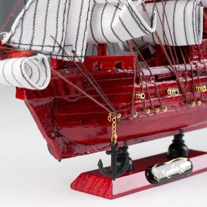 Корабль сувенирный малый «Вингилот», борта красное дерево, паруса белые, 4x20x20 см