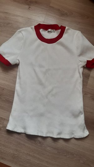 Белая футболка с красным кантом Zara