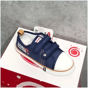 Кеды Кеды для мальчика Reike Basic dark blue – это повседневная обувь для активных прогулок, отличающаяся интересным и стильным дизайном.
Дышащий верх обуви изготовлен из прочного текстиля, подкладка 