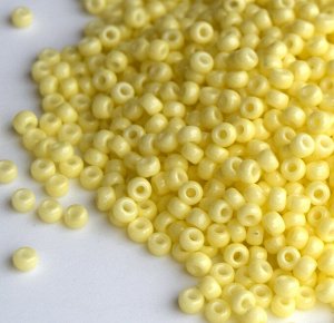 Бисер Миюки круглый 15/0 RR-4451 Duracoat Opq Lt Lemon Ice