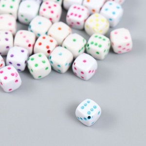 Бусины для творчества пластик "Белый игральный кубик" цветные точки набор 20гр 0,8х0,8х0,8см 78118