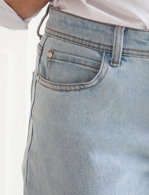Плотно прилегающие джинсы mom-fit