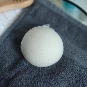 VVbetter Конжаковый спонж для лица / Konjac Sponge