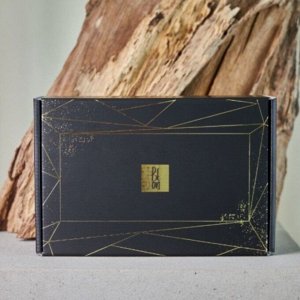 BeOn Подарочный набор 12 / Royal Oriental Amber (гель 260 мл+ лосьон 200 мл + мист 105 мл)