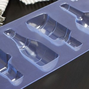 Форма для шоколада пластиковая «Алкогольный набор», 8,8x3,3x2 см, цвет прозрачный