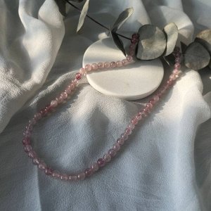 Бусы из Клубничного кварца