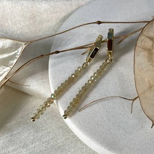 Серьги длинные из Апатита