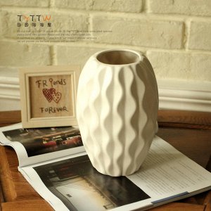 Ваза Керамическая глиняная ваза, размер 21*8,5 см