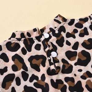 Костюм: леопардовая кофта и черная юбка