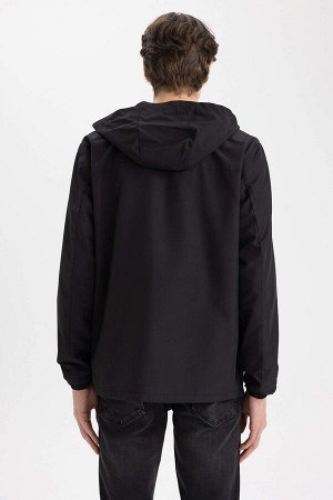 Дождевик Slim Fit с капюшоном из искусственной овчины