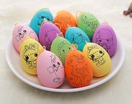 Набор из 12 цветных яиц с рисунком