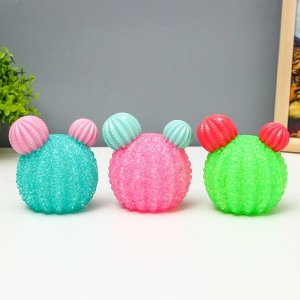 Фигурка светящаяся RISALUX «Кактусёнок», LED-ночник, 1 Вт, от батареек LR44, 9x9x6 см, МИКС