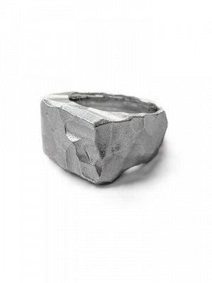 Серебряное кольцо-печатка "Fackтура"