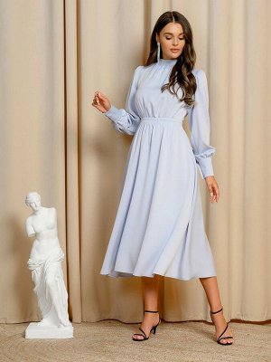 1001 Dress Платье длины миди серо-голубое с драпировкой и длинными рукавами