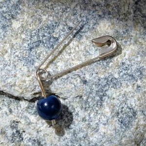 Булавка-талисман с бусиной "Агат" защита, 3см, цвет синий в серебре