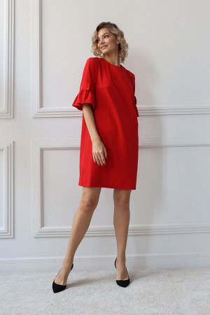Платье прямое с воланами на рукавах, цвет красный