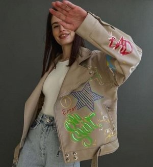 Куртка под кожу в стиле POP ART бежевая ZI