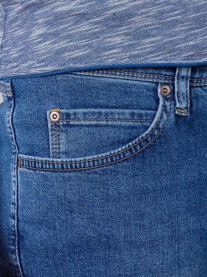 Джинсы Удобные классические джинсы из хлопка средней плотности с небольшой добавкой эластана. Посадка высокая прямой крой.
Рост:
                									 34
Цвет:&nbsp;
					
						
								синий				