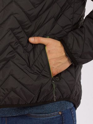 Куртка Стильная, легкая и практичная куртка с контрастной отделкой. Ткань водонепроницаемая и ветрозащитная. На капюшоне предусмотрены утягивающие кулиски. Куртку можно сочетать как с джинсами, так и 