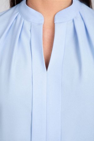 Блуза Рост: 170 Состав ткани: ПЭ-97%; Спандекс-3%; Блузка полуприталенного силуэта, надевается через голову. Выполнена из легкой блузочной ткани, которая практически не мнется.Перед из двух полочек с 