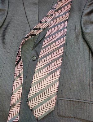 Костюм двойка+галстук