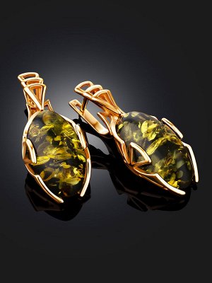Золотые серьги, украшенные натуральным янтарём зелёного цвета «Рандеву»