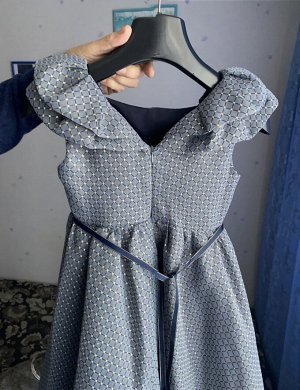 Нарядное платье 134-140