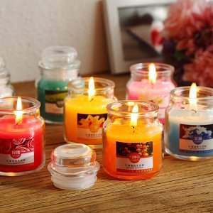 Ароматическая свеча в стеклянной банке — уют в каждой искре! 🕯️